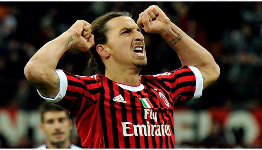 Maglia Ufficiale Ibrahimovic Milan, 2011/12 - Autografata - CharityStars