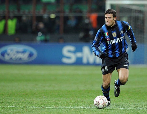 Maglia Ufficiale Zanetti Inter, 2010/11 - Autografata - CharityStars