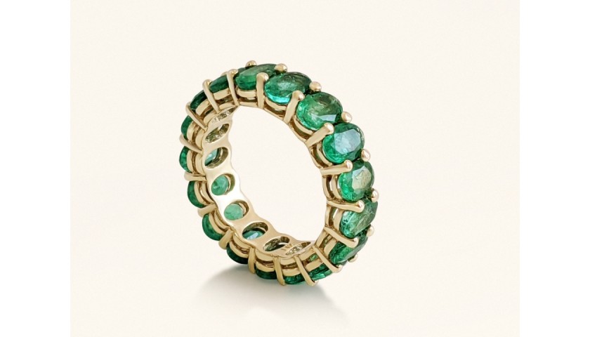 Emerald eternity band gold Clearance