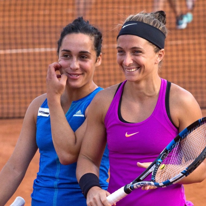 "Wearetennis.com" Cap Signed by Errani and Trevisan
