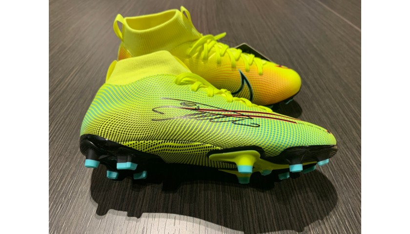 Nike Mercurial Boots - Signed by Cristiano Ronaldo ...