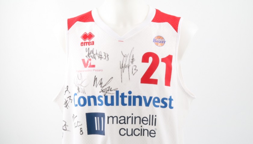 Official Jones Victoria Libertas Pallacanestro basket shirt signed