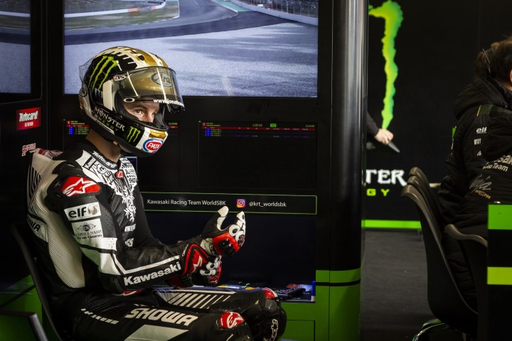 Jonathan Rea ti consegna il suo casco Arai RX-7 usato nei Winter Test KRT  2020 - CharityStars