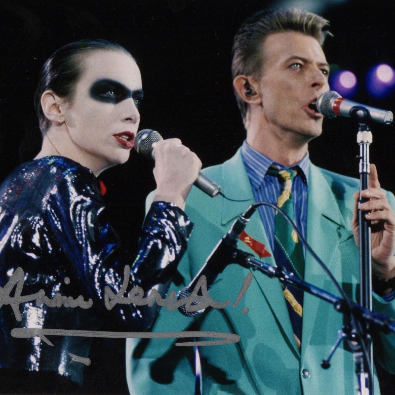 Photograph Signed by Annie Lennox
