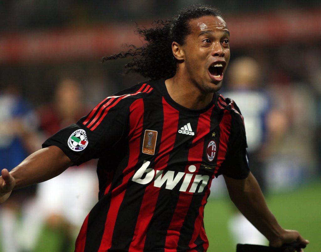 maglietta ronaldinho milan