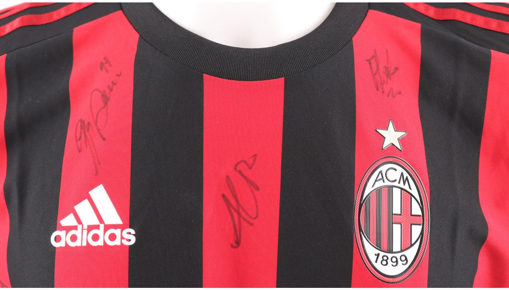 Differenza Tra Maglia Home E Authentic Milan