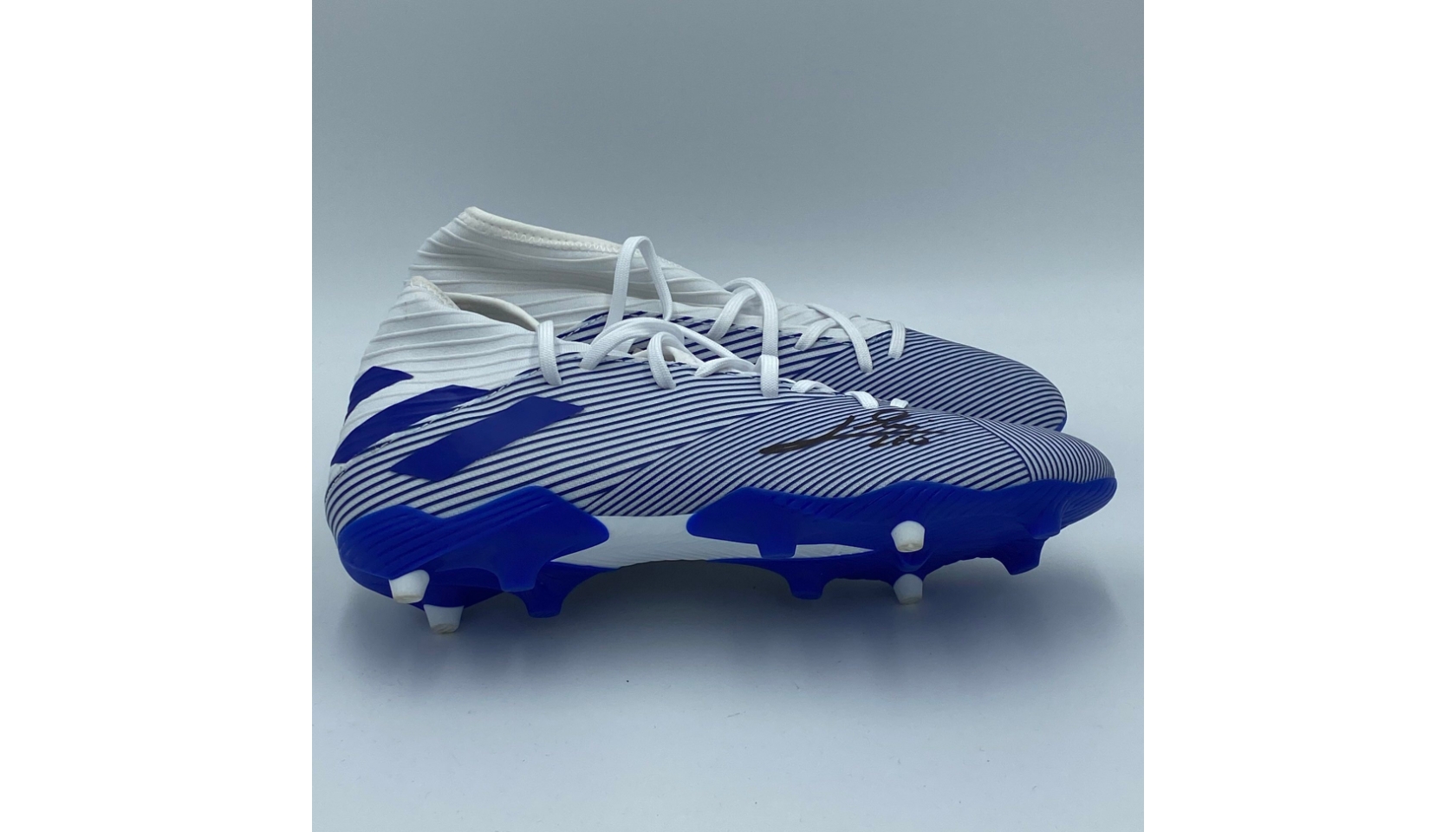 Adidas Predator Boots Signed by Lionel Messi CharityStars