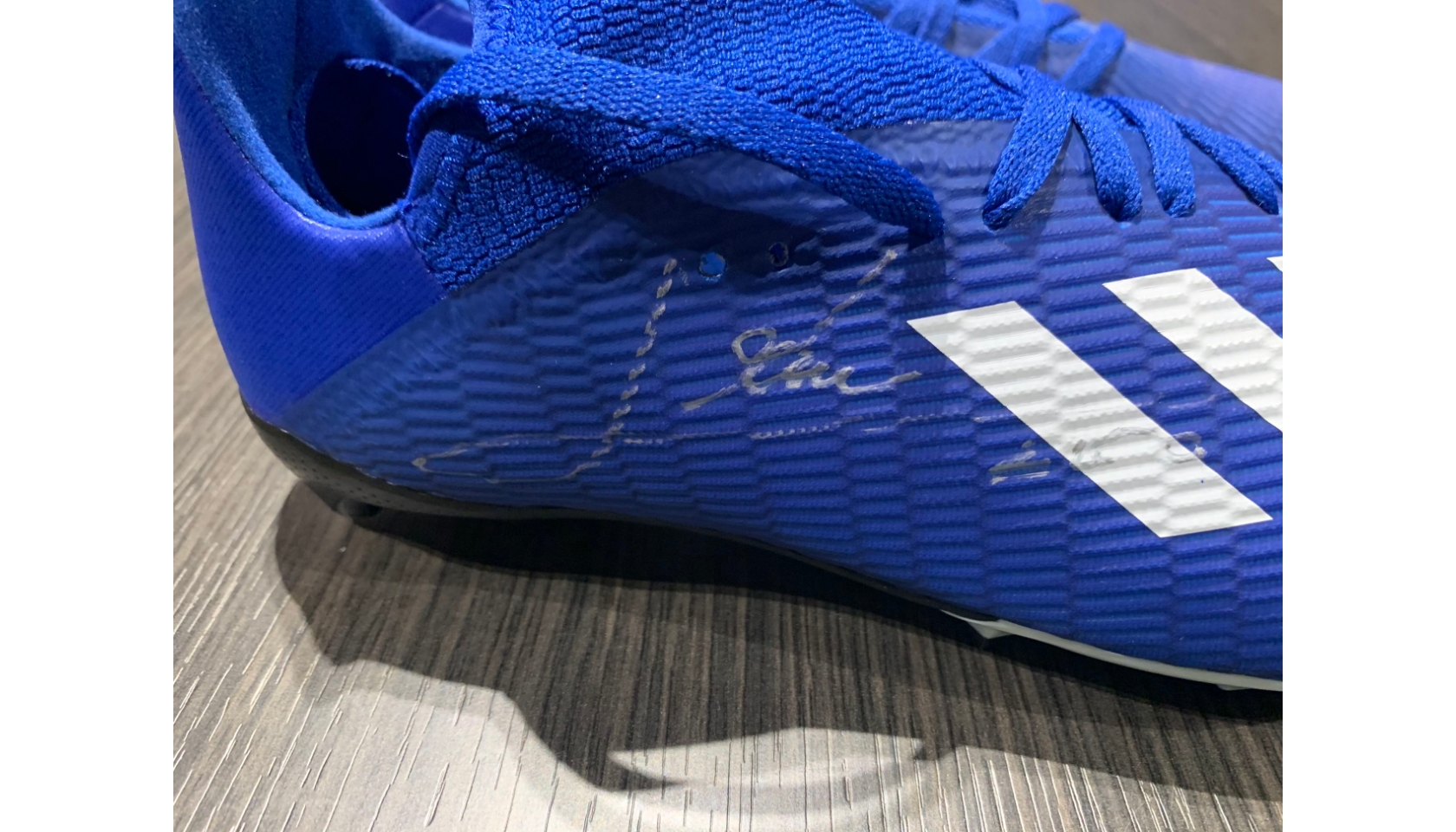 Adidas Boots - Signed by Lionel Messi - CharityStars