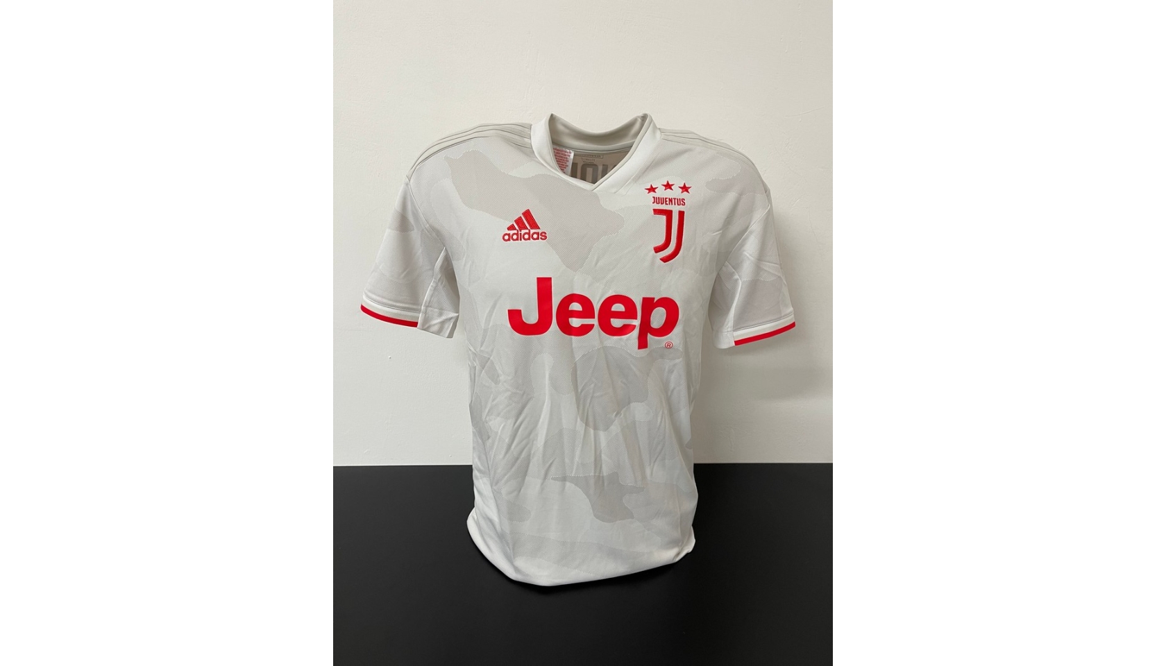 cristiano ronaldo juventus shirt sales