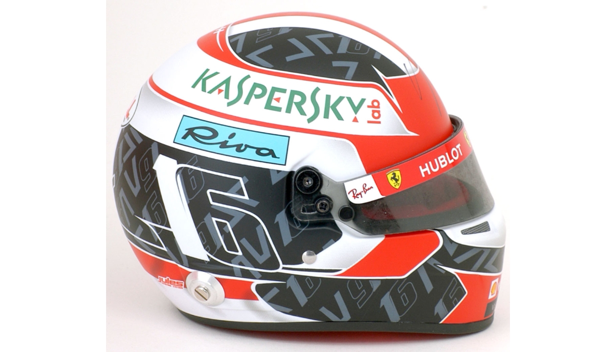 Replica casco Ferrari 1:2 autografato da Charles Leclerc - CharityStars