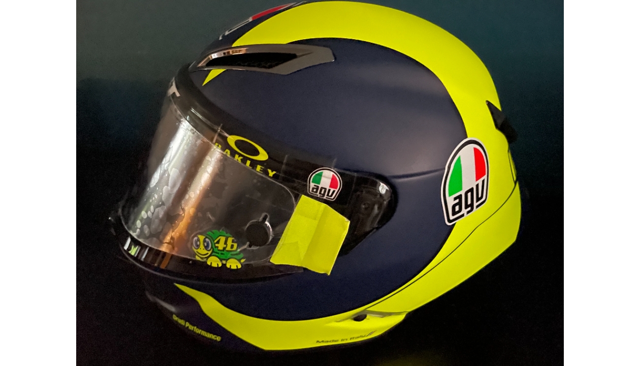 Replica casco Valentino Rossi - Autografato - CharityStars