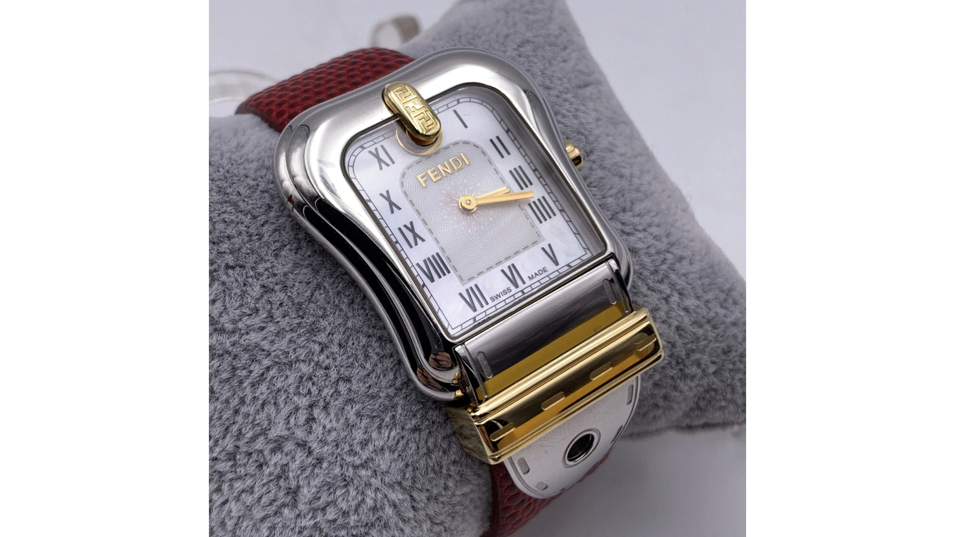 Orologio Fendi in acciaio argentato - CharityStars