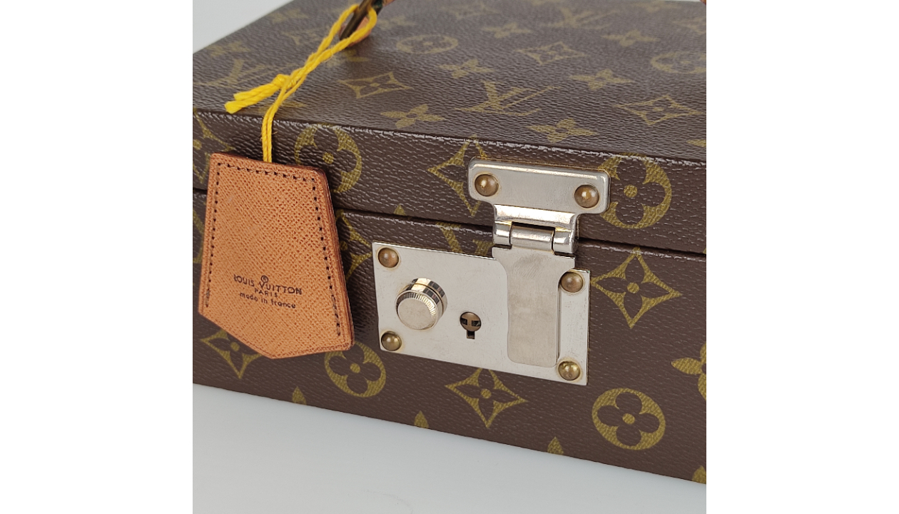 Cofanetto portagioie vintage Louis Vuitton - CharityStars