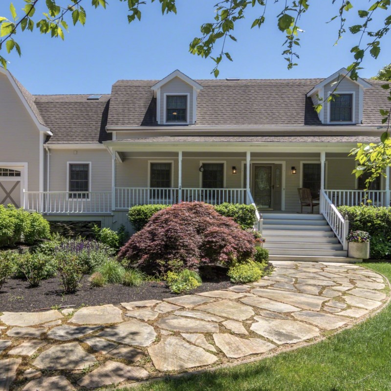 Spend a Week at The Weku House in Martha's Vineyard