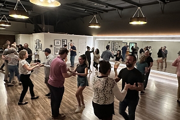 Image: Beginner I Salsa Dance Course – SATURDAYS