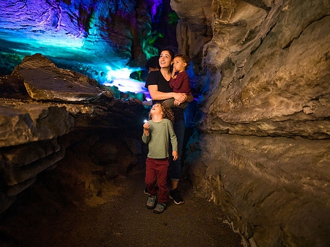 Image: Junior Caver Tour