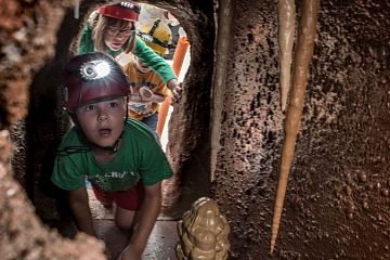 Image: CaveSim: A Simulated Cave Experience
