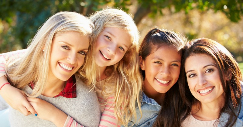 8 Important Articles for Moms of Teenage Girls