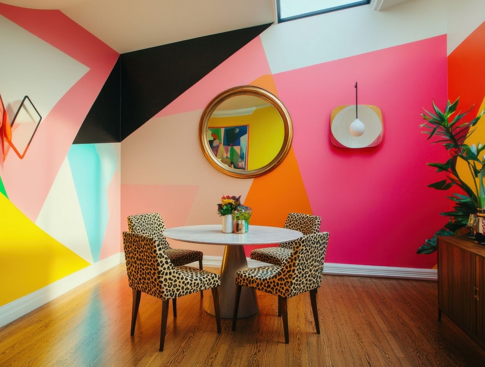 Who offers monthly house cleaning services in Chicago?