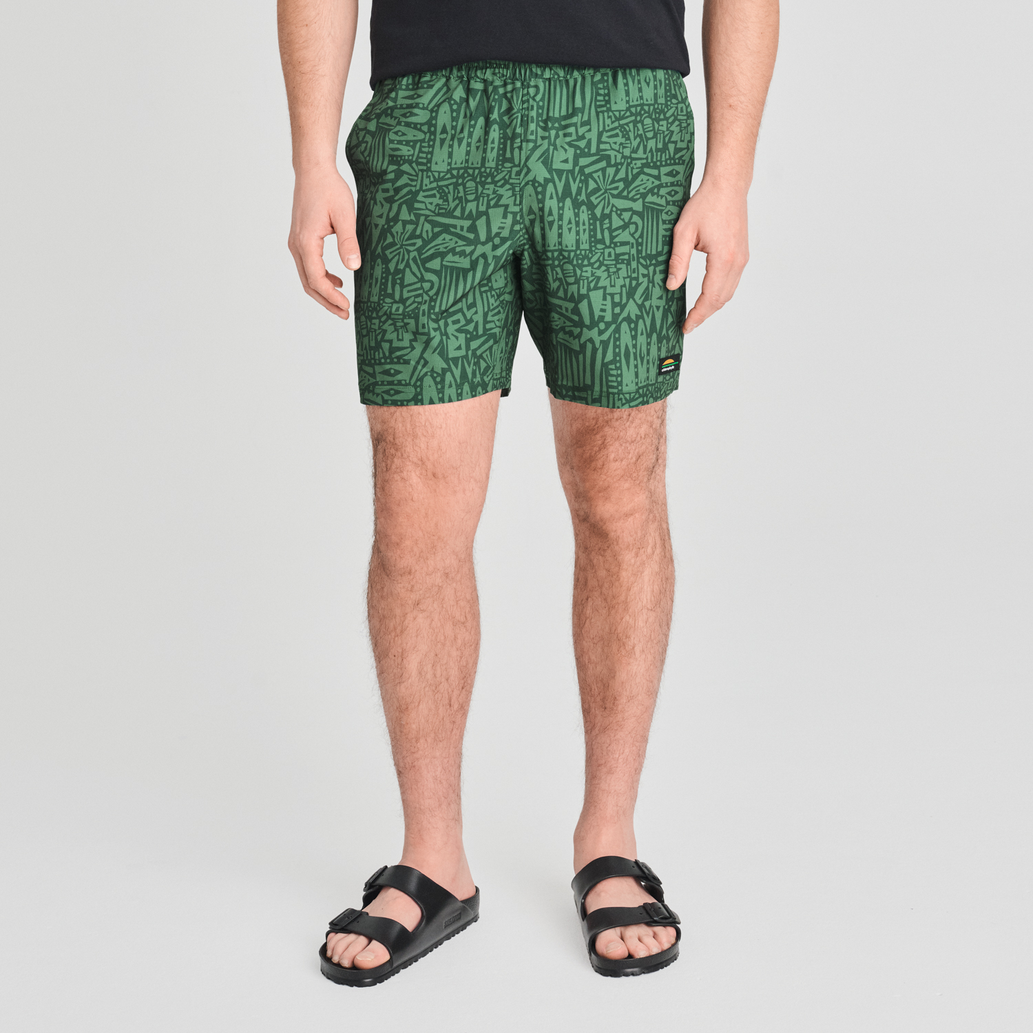 Short sport pour homme couleur vert