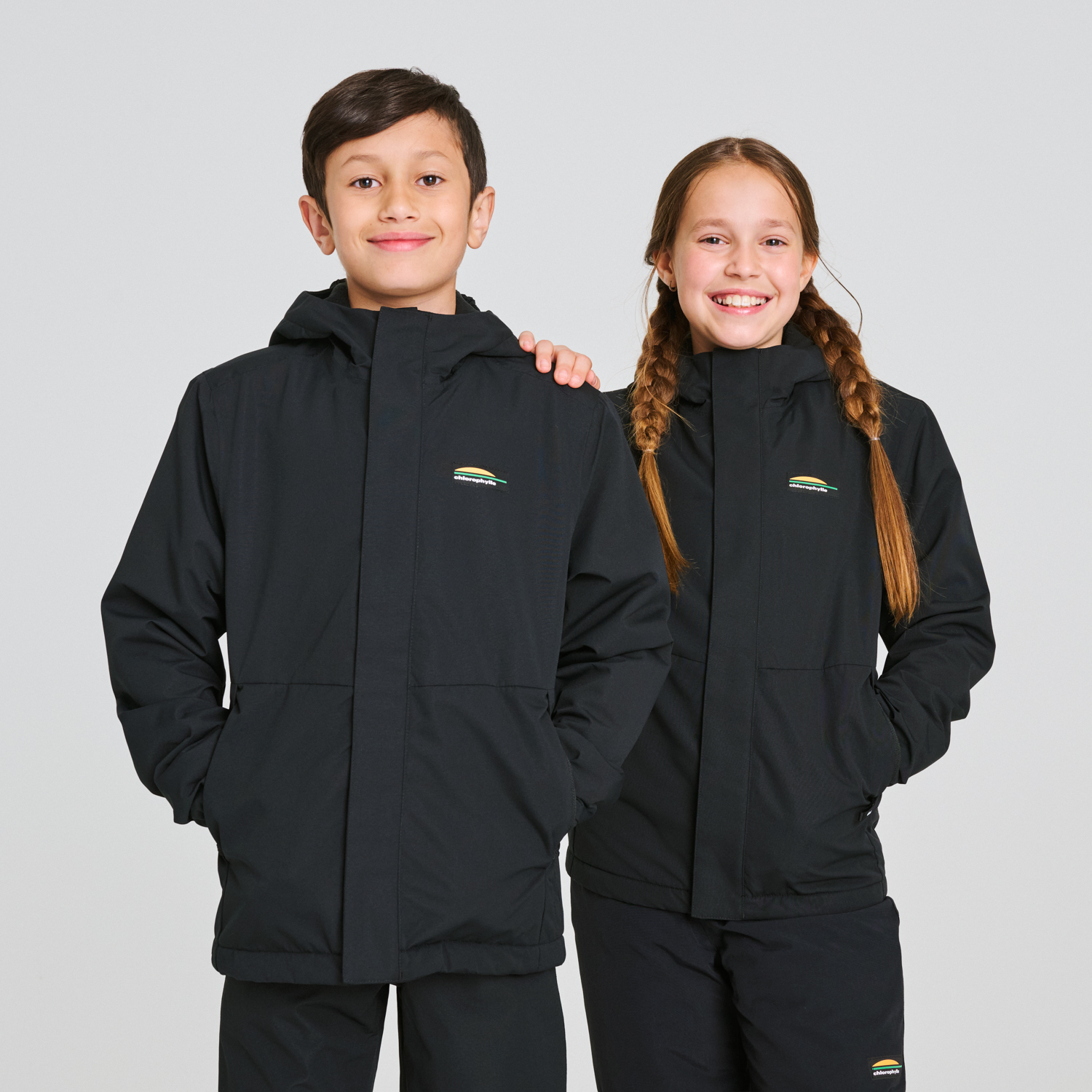 Veste isolé imperméable noir pour jeune