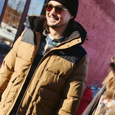 manteau d'hiver isolé pour homme de couleur brun