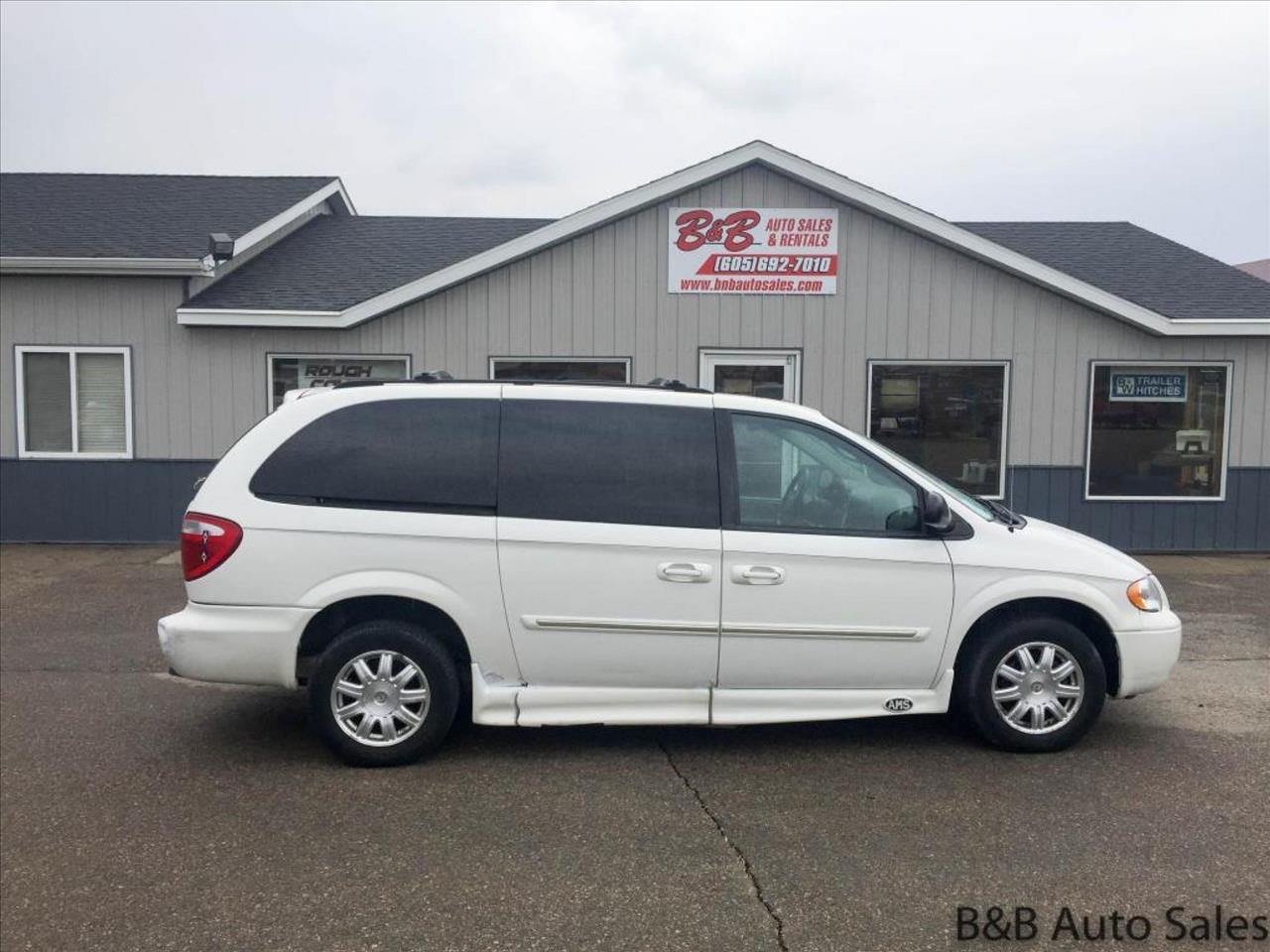 2006 Chrysler Town Amp Country Touring 4dr Extended Mini Van