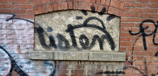 Listen-Graffiti
