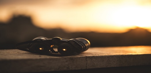 consumer-insights-binoculars