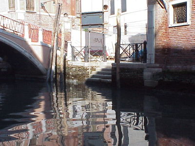 2c1a4af5-73b0-c826-d8ae-fd98a9291a8e-small.jpg