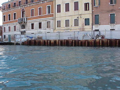 c108848f-2df1-e760-b036-96feee501048-small.jpg