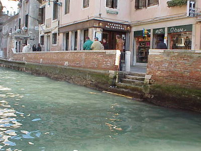 f0bb74eb-23f1-2ada-6366-adc19f9ffd50-small.jpg