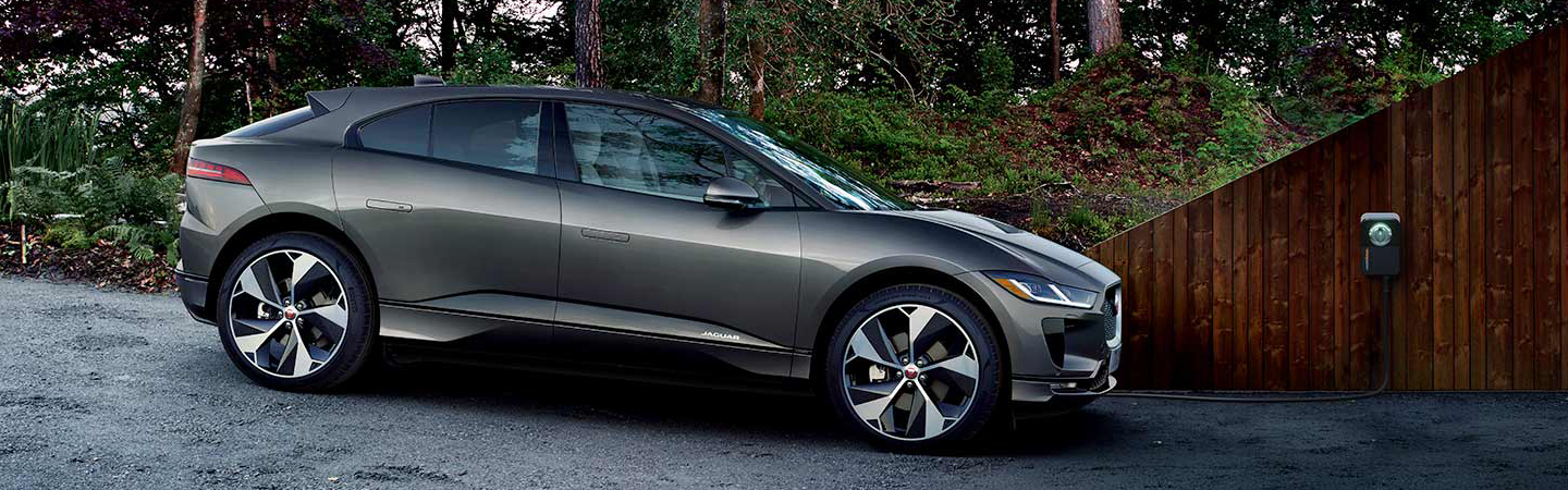 2023 Jaguar I-PACE Specs and Features slider2