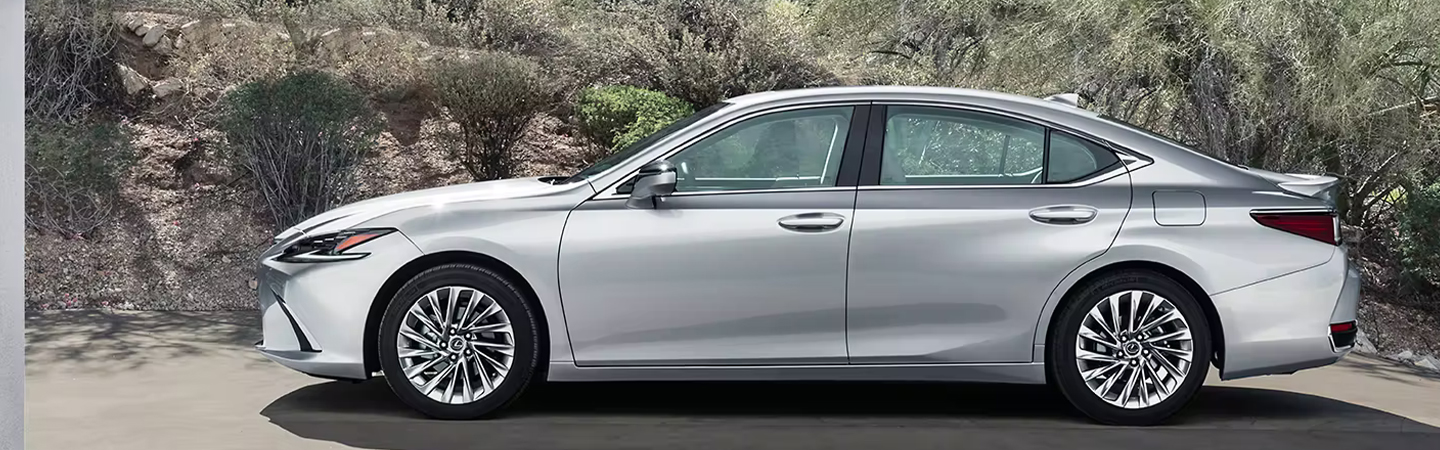 2023 Lexus ES 350 slide3 