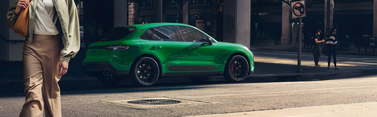 2023 Porsche Macan Specs & Features slide1