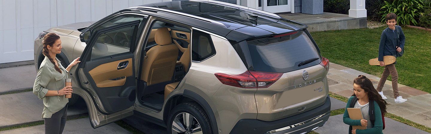 2023 Nissan Rogue Price slider3
