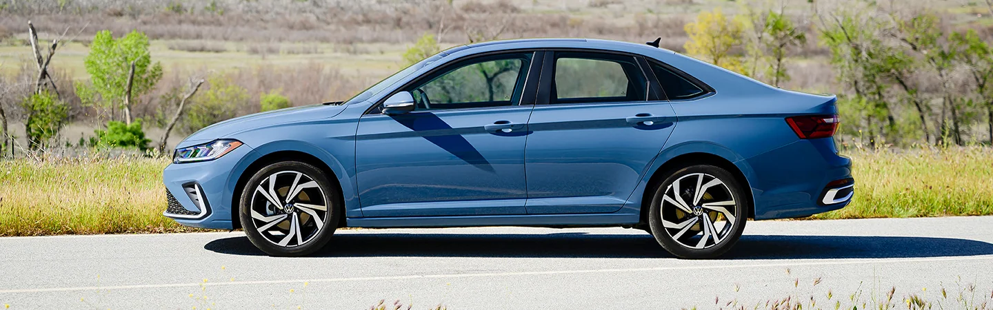 2025 Volkswagen Jetta Specs bluecolor sideview