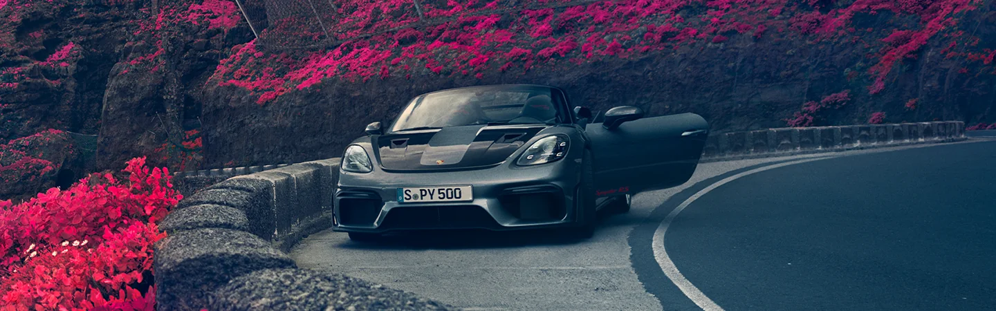 2025 Porsche 718 Spyder RS Specs blackcolor frontview