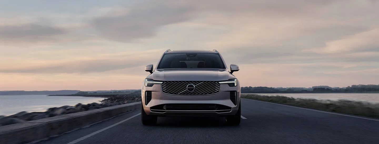 2025 Volvo XC90 Plug-in Hybrid Specs