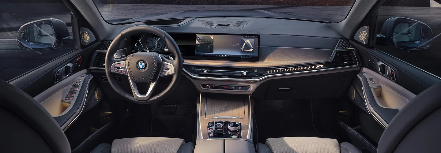 2025 BMW X7 Specs interior image
