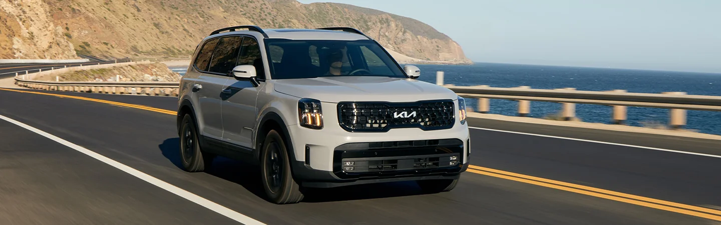 2025 Kia Telluride Interior greycolor frontview