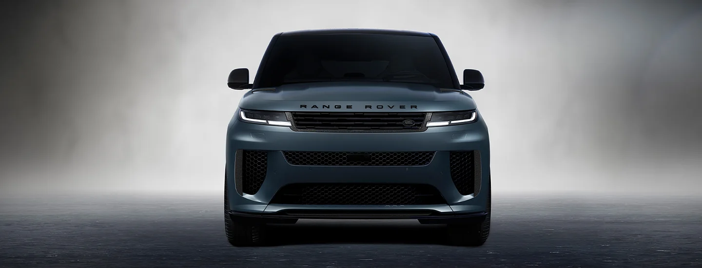 front view 2025 Range Rover Sport
