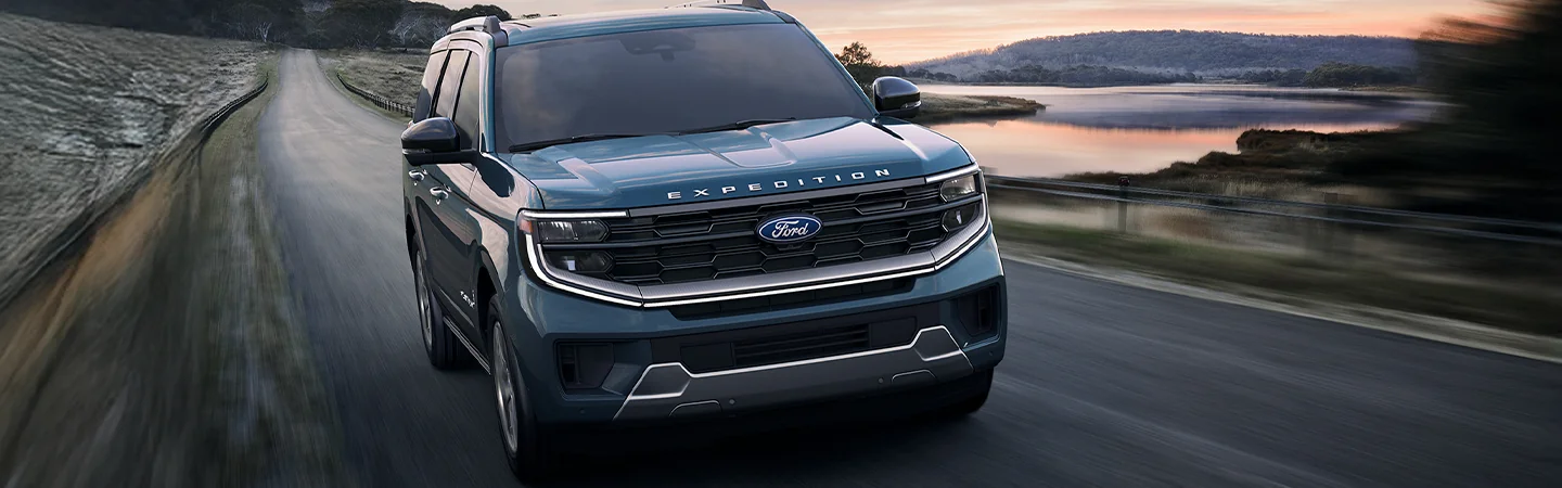 2025 Ford Expedition Specs bluecolor frontview