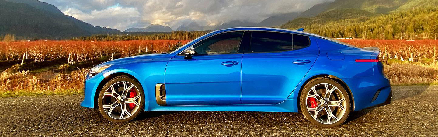 2023 Kia Stinger slider3
