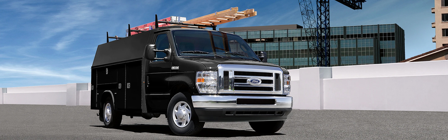 2022 Ford E-Series Slide1