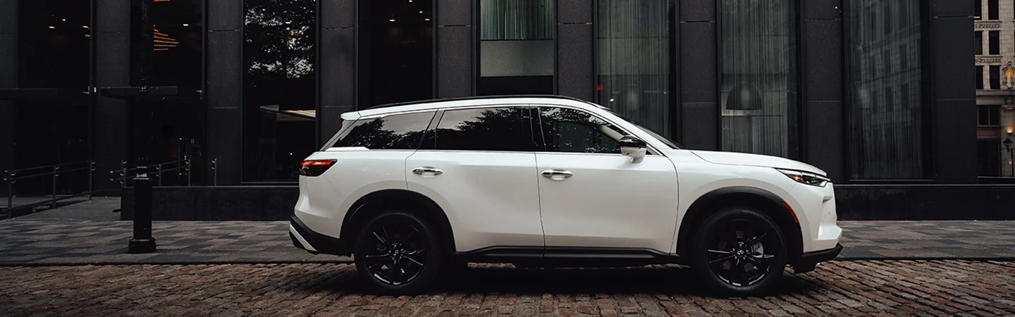 2025 INFINITI QX55 vs INFINITI QX60 whitecolor sideview