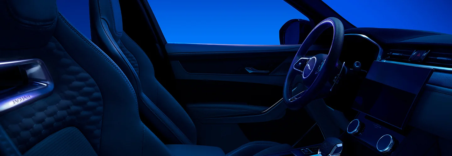 2024 Jaguar F-PACE vs 2025 Jaguar F-PACE interior image