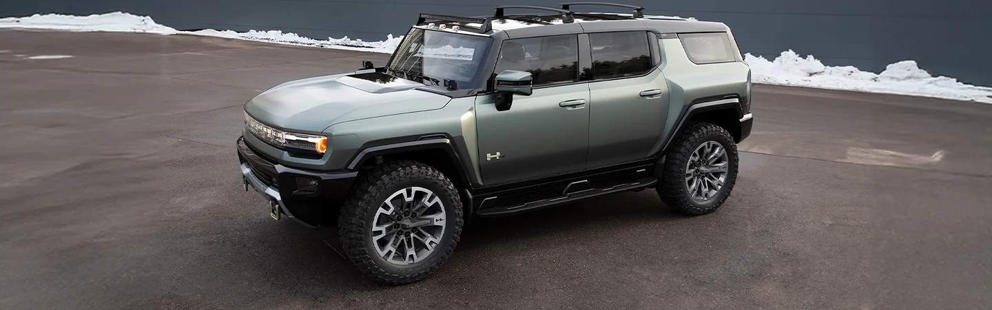 2024 GMC Hummer EV Pickup Specs greencolor frontview
