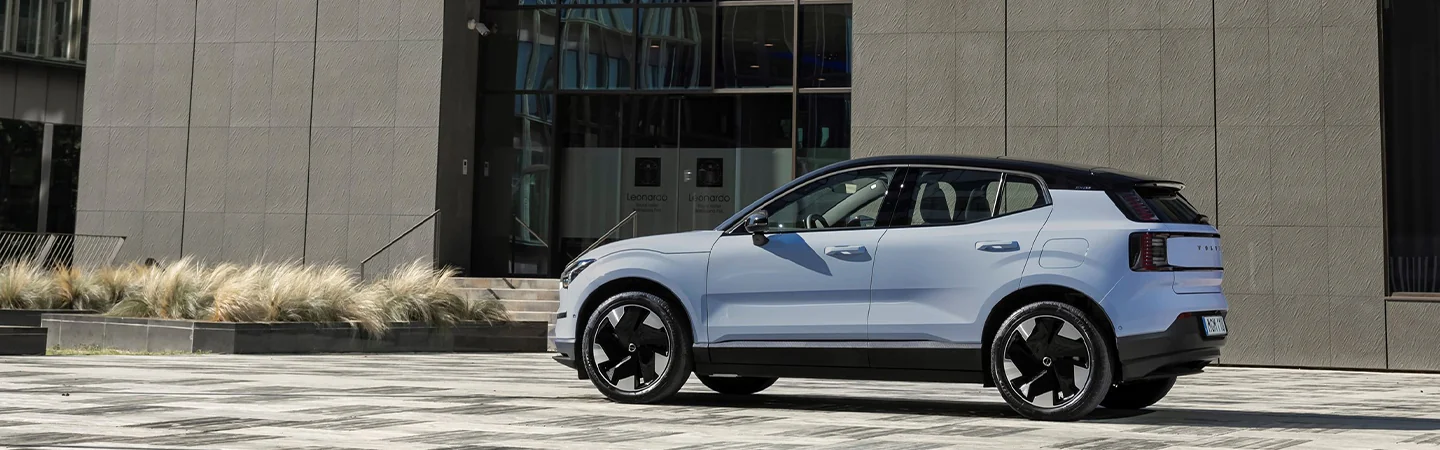 2025 Volvo EX30 Specs color blue and side view