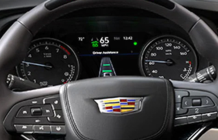 2023 Cadillac XT6 interiorsmall-2